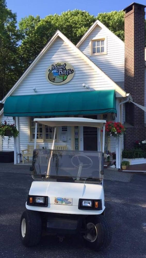 Mount Battie Inn photo 20