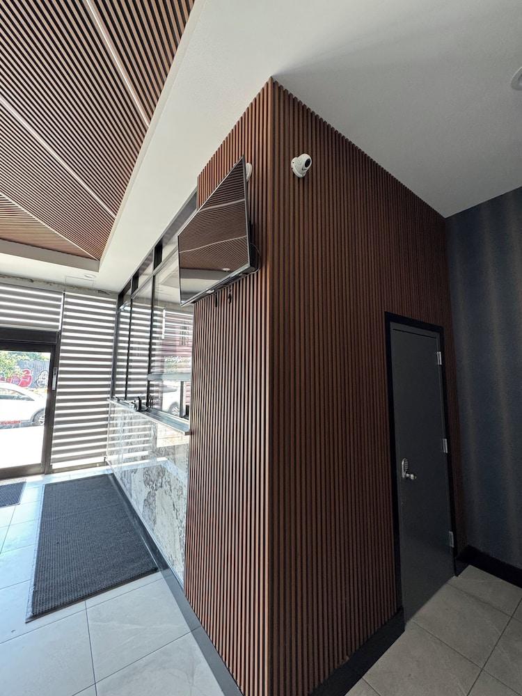 Capital Hotel photo 6