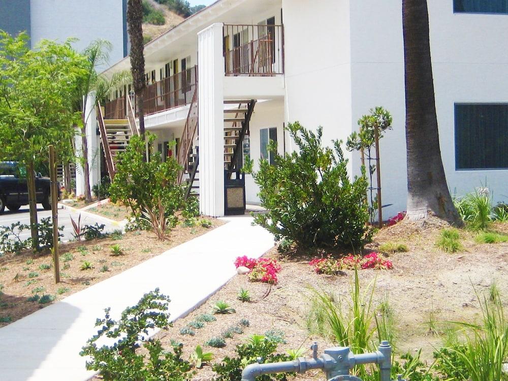 Hotel Iris - San Diego photo 32