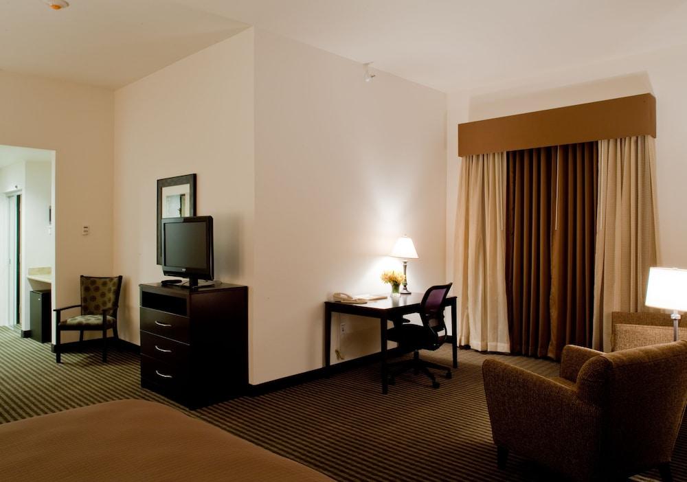 Spark by Hilton Phoenix East Mesa photo 26