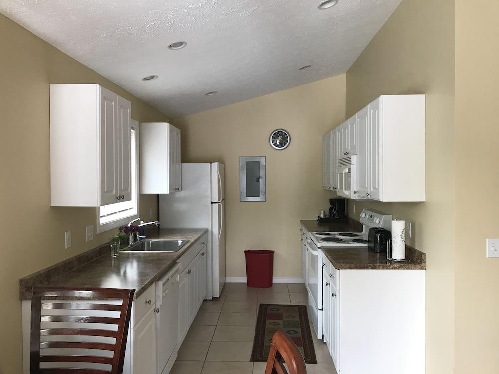 Exit 5 Resort & Condominium photo 64