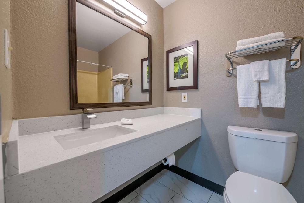 Studio 6 Columbus, GA – Columbus Airport photo 29