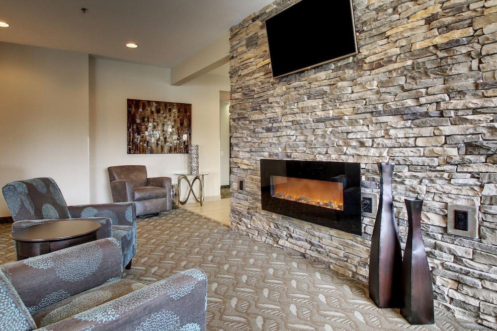 Cobblestone Inn & Suites – Fort Dodge photo 3