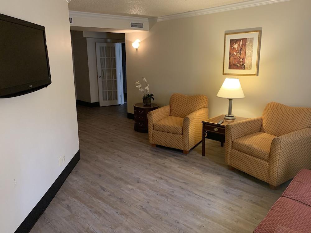 Radisson Hotel Lenexa Overland Park photo 19
