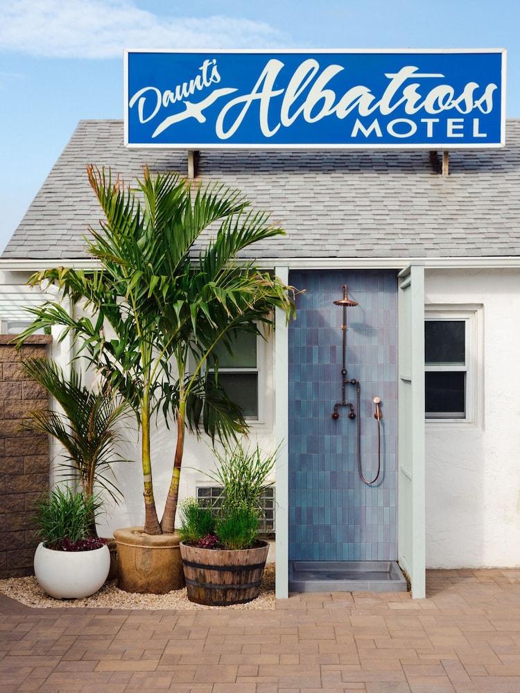 Daunt's Albatross Motel photo 19