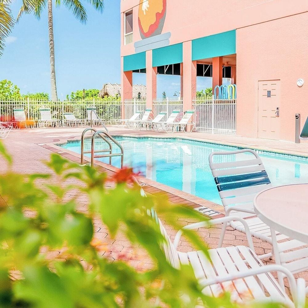 Casa Playa Beach Resort photo 61
