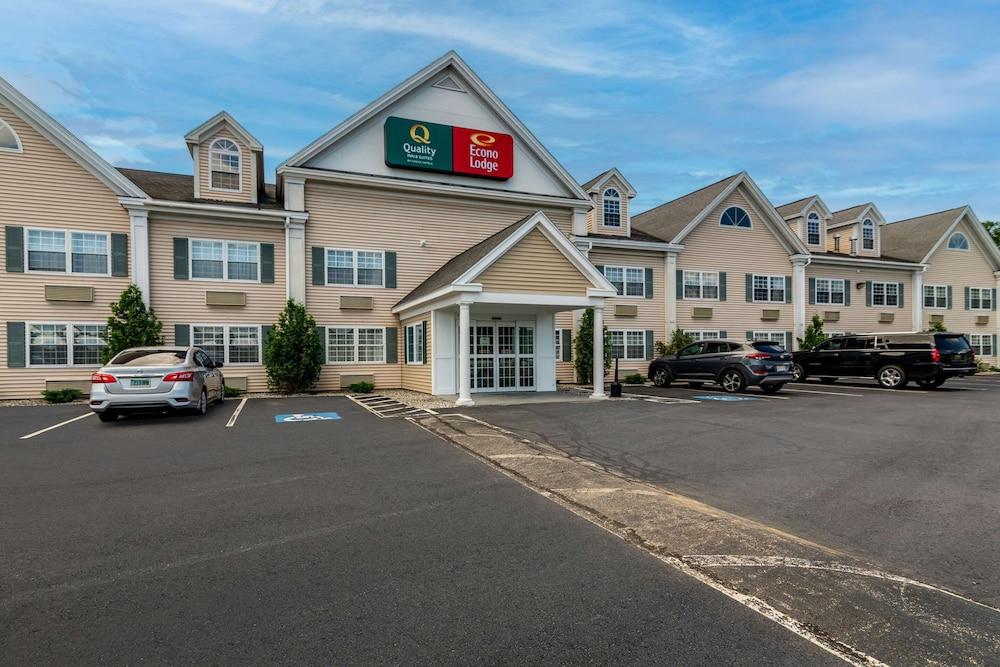 Econo Lodge Auburn I-95 photo 27