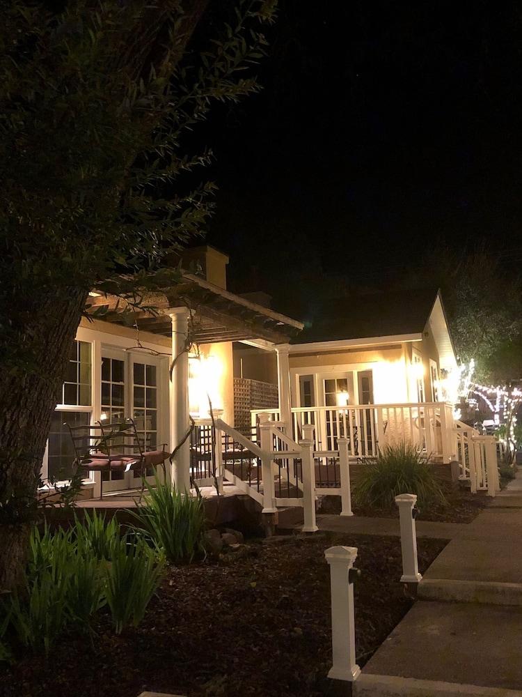 Glen Ellen Inn photo 4