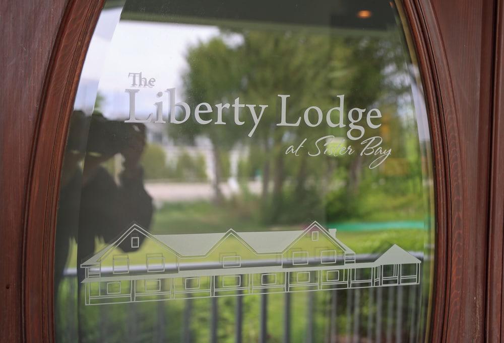 The Liberty Lodge at Sister Bay photo 98