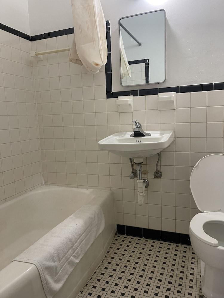 Travel Inn photo 10