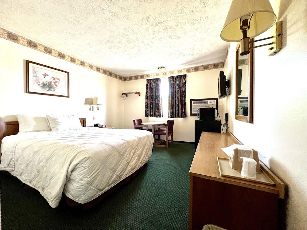 Baxter Inn photo 19