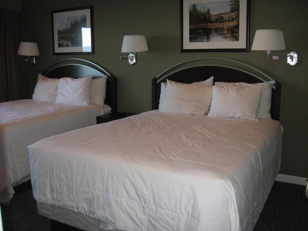 Beachcomber Inn photo 17