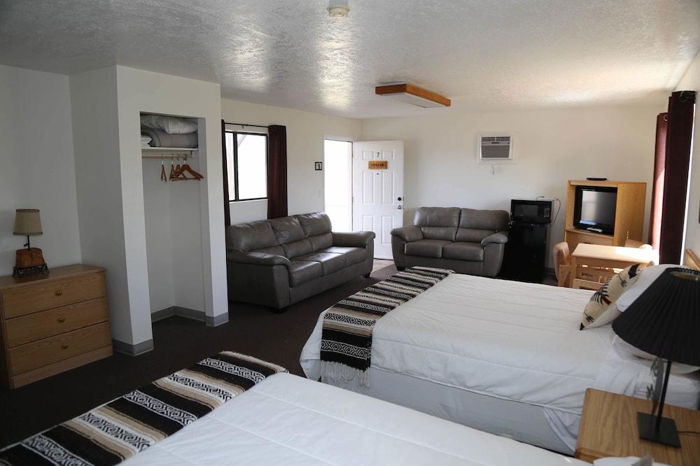 The Riverside Ranch RV Park, Motel & Campground photo 42