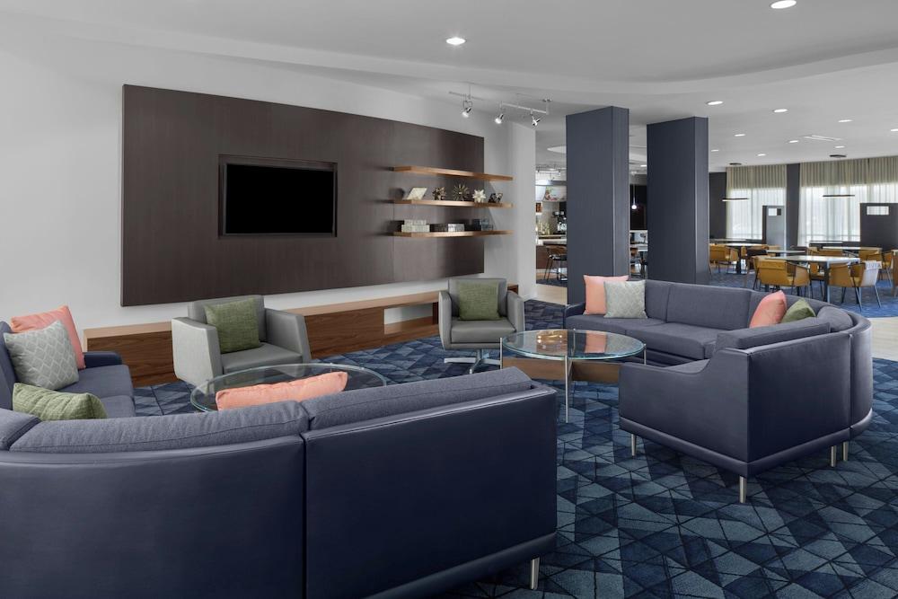 Courtyard by Marriott Tampa Oldsmar photo 5