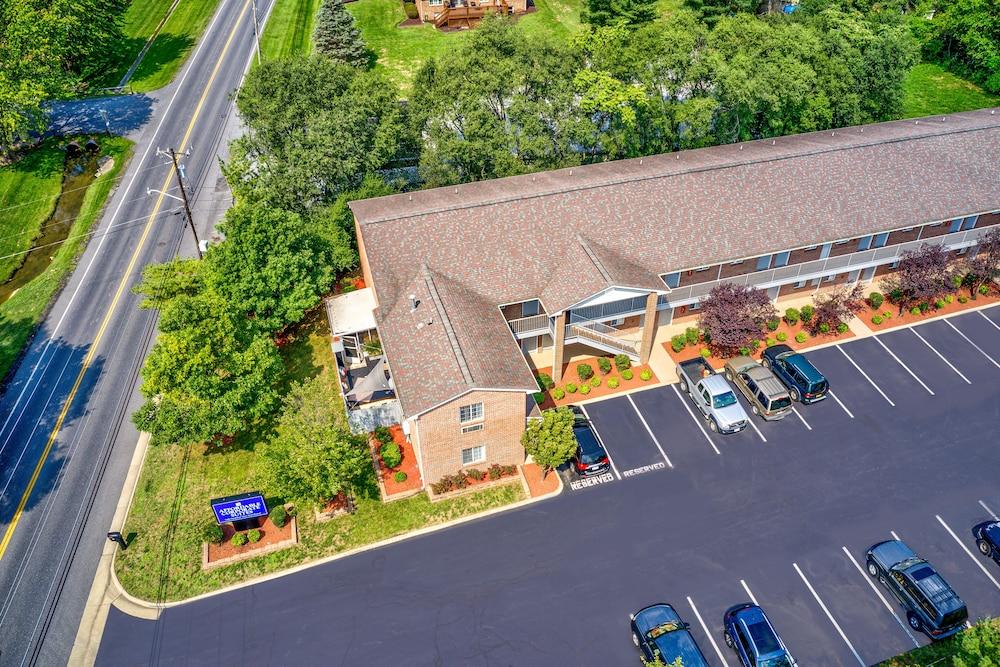 Affordable Suites of America Harrisonburg photo 60