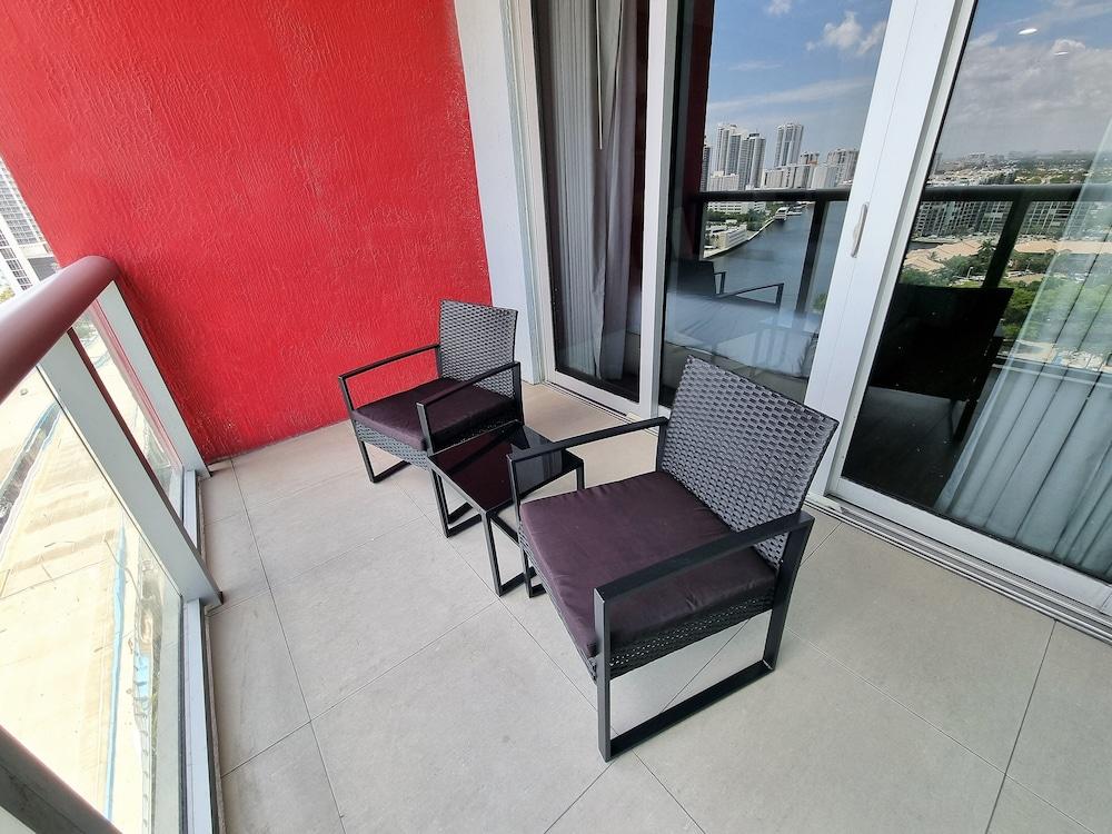 BW Luxury Suites photo 14