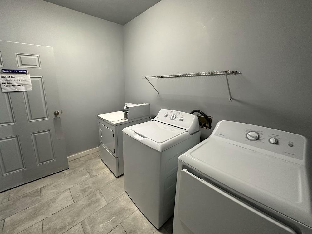 BayVue Hotel, Resort and Suites photo 17