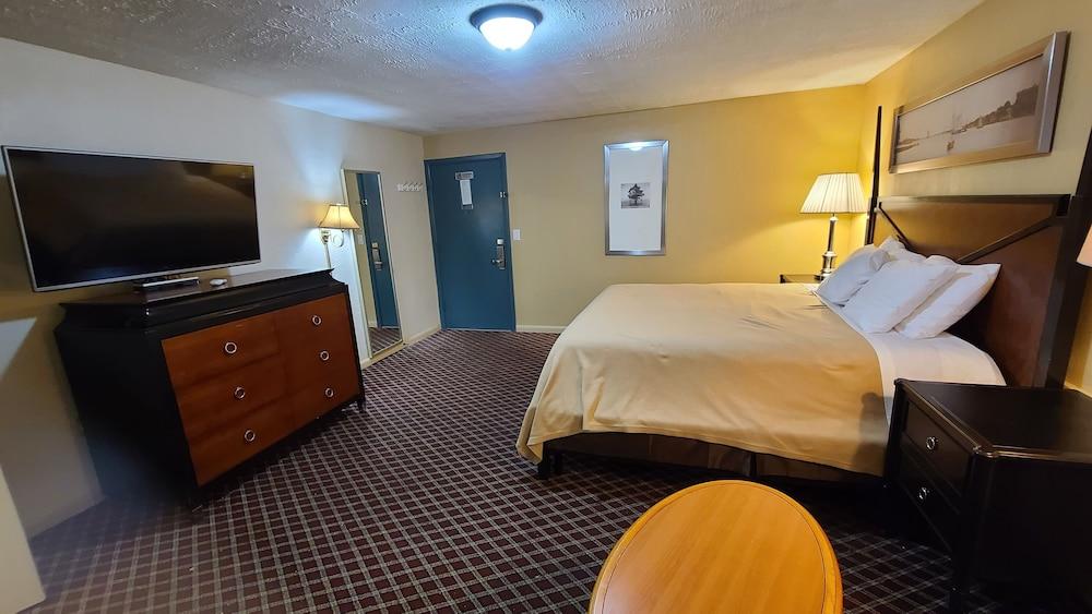 Presque Isle Motel photo 2