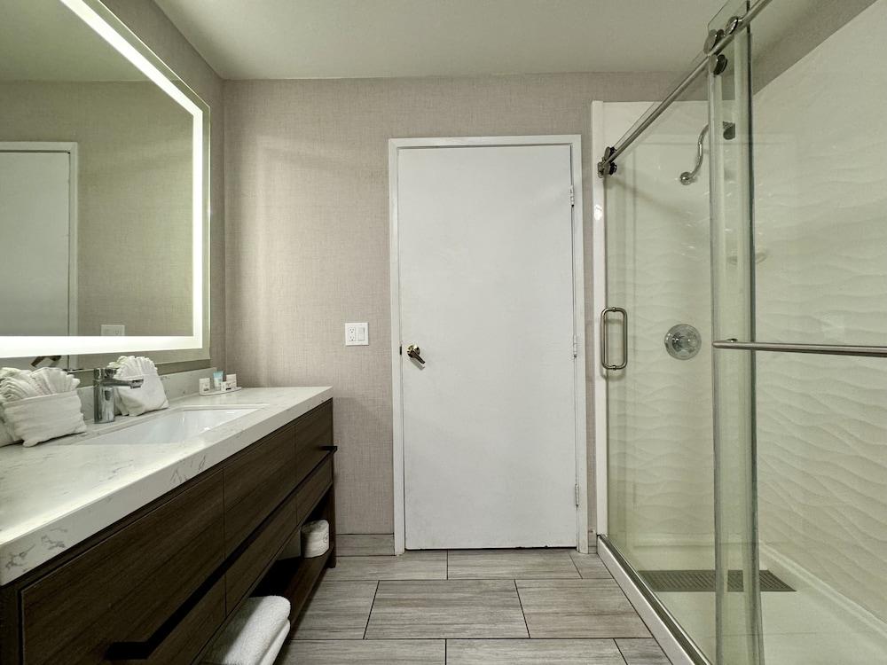 Modesto Hotel photo 28