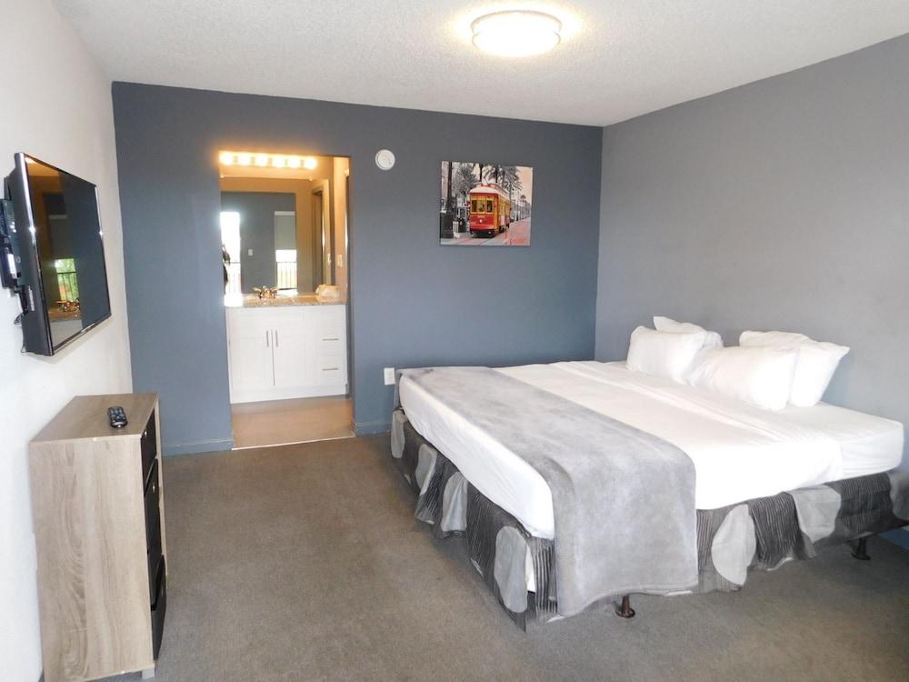 Ramada by Wyndham New Orleans photo 14