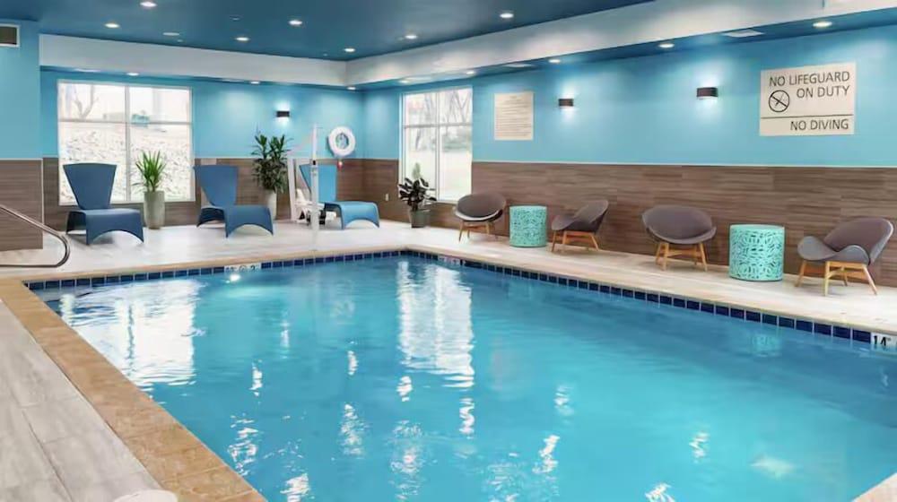 Hampton Inn Mt. Vernon Oh photo 4