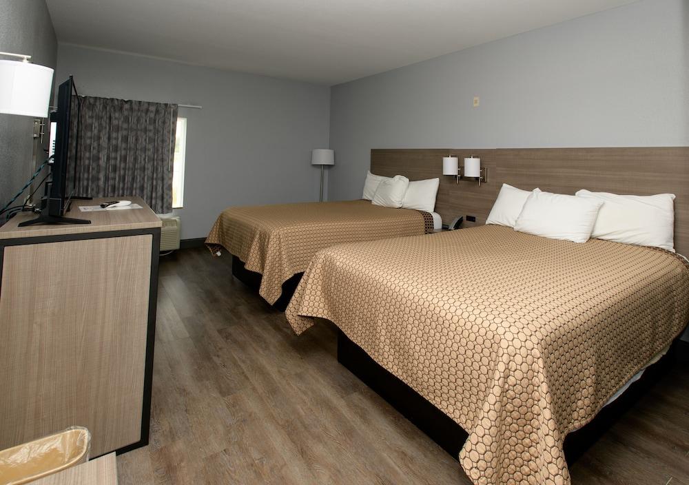 Home Town Inn Ringgold photo 7