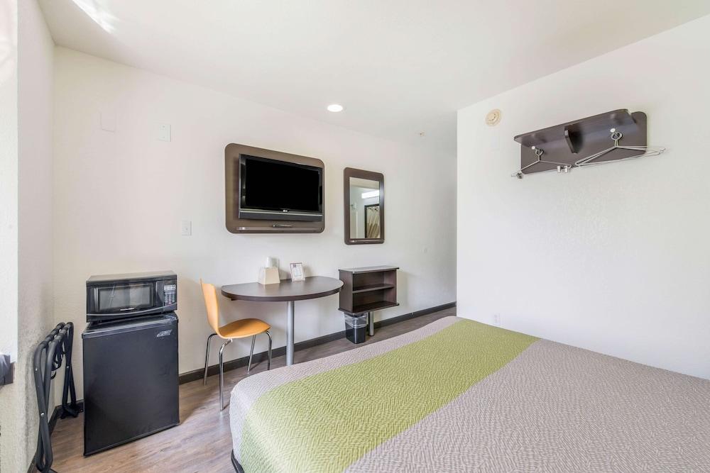 Motel 6 Gastonia, NC photo 18