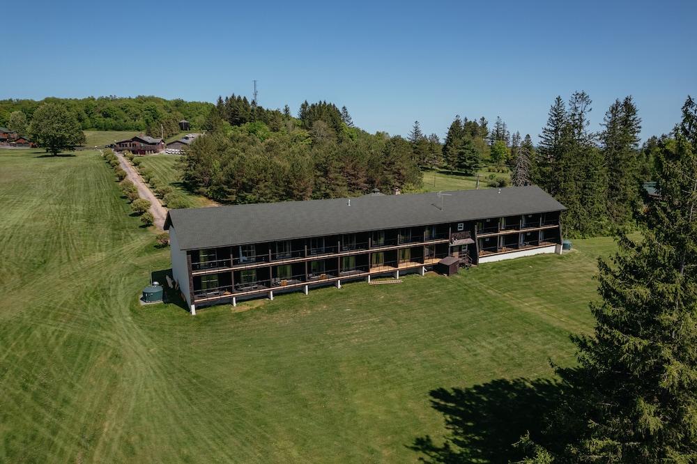 Roscoe Mountain Club photo 7