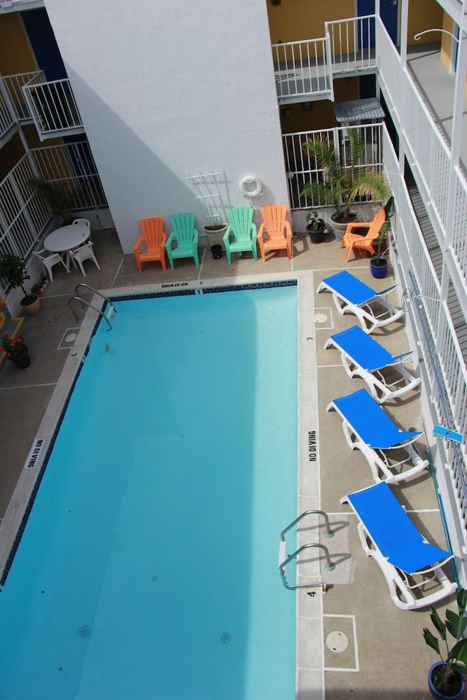 Seaside Inn photo 2