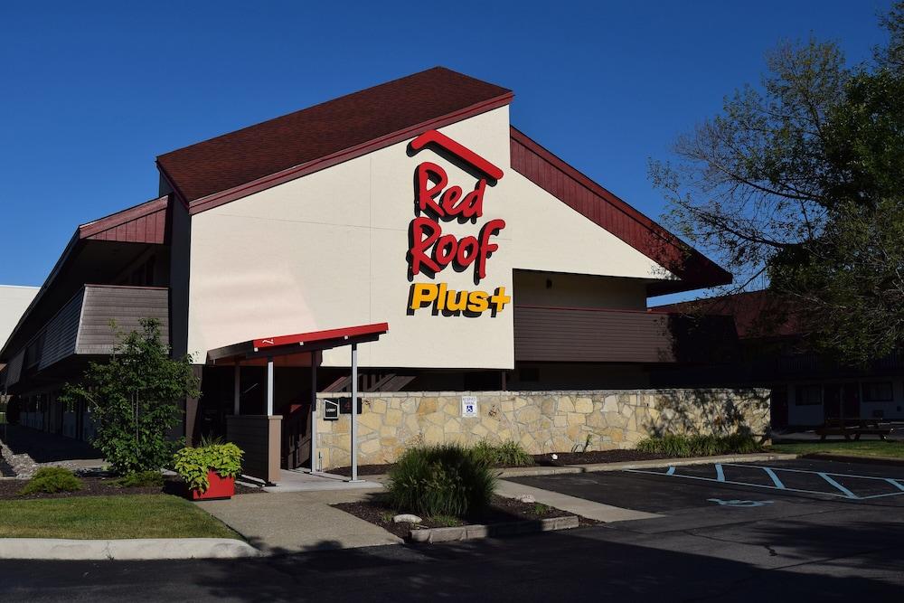 Red Roof Inn PLUS+ University at Buffalo - Amherst photo 1