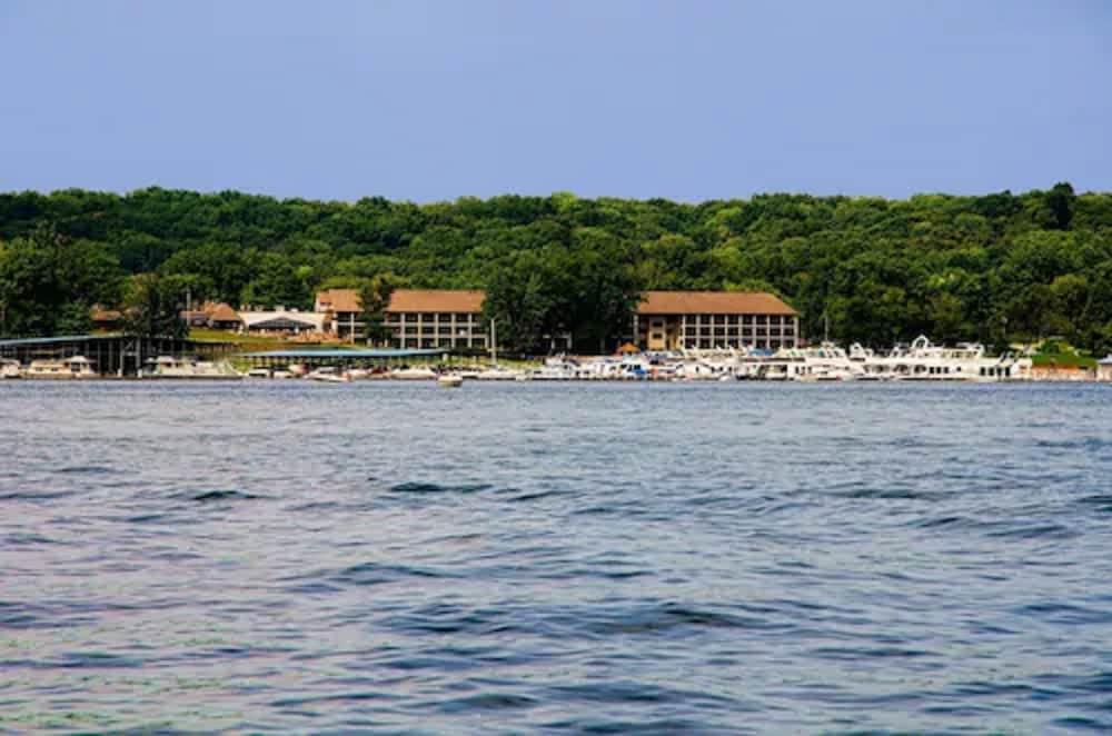 Fourwinds Lakeside Inn & Marina photo 22