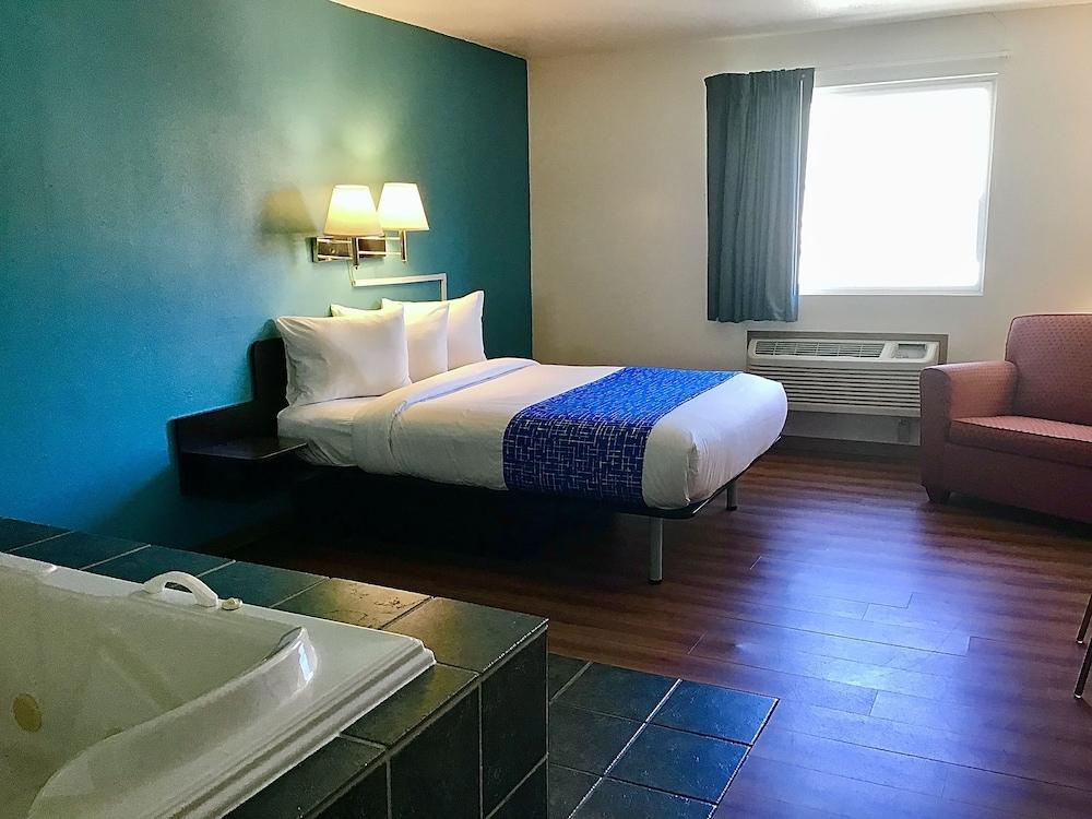 Travelodge Inn & Suites by Wyndham Missoula University Park photo 12