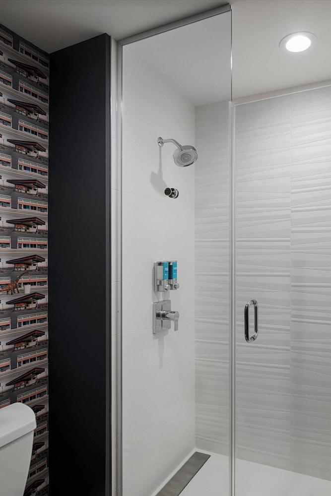 Aloft Columbus University District photo 19