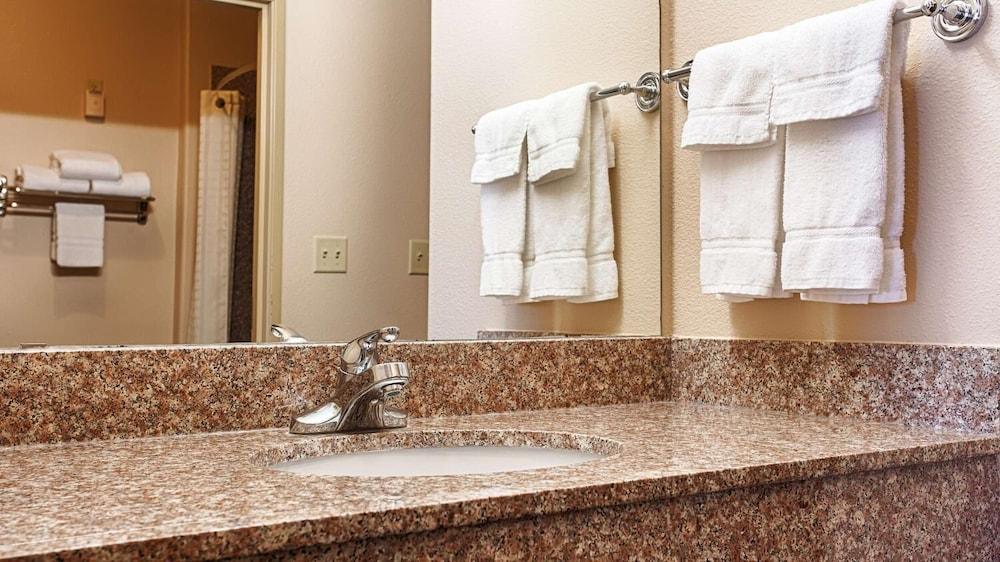 Quality Inn Perryton photo 32
