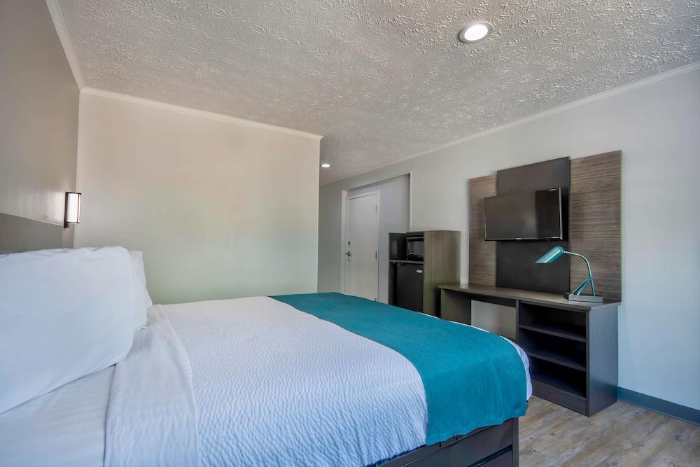 Motel 6 Stafford, TX – SW Houston - Sugarland photo 14