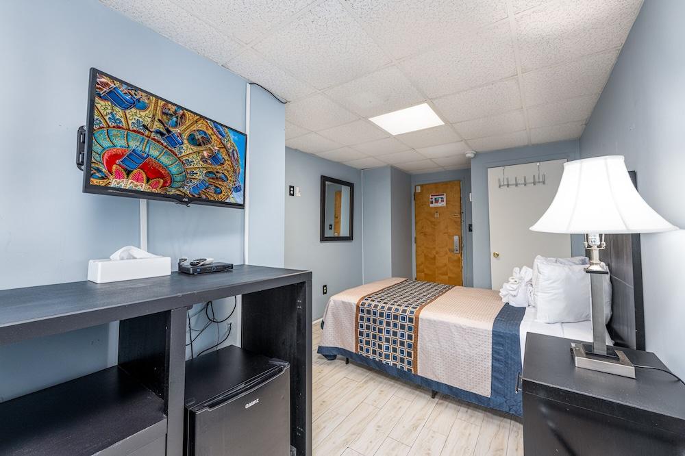 Hammock Inn & Suites - Jersey Shore photo 16