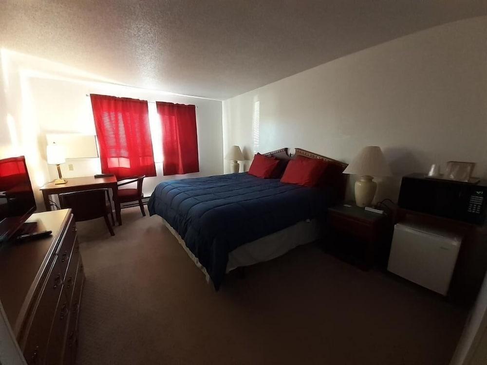 Model Towne Inn photo 10