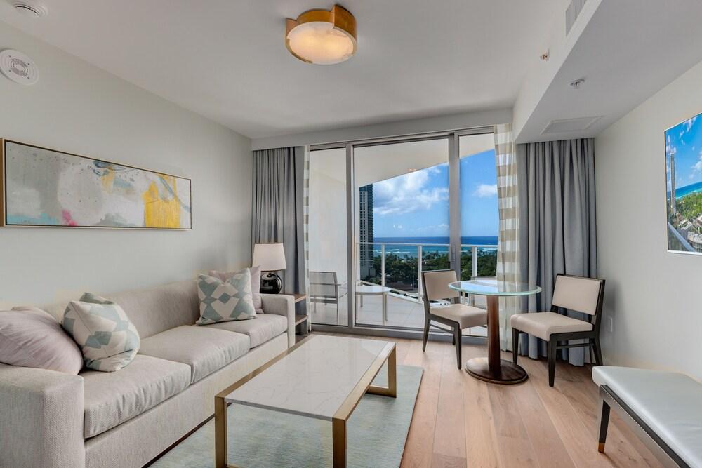 Real Select at the Ritz Carlton Residences, Waikiki Beach photo 11