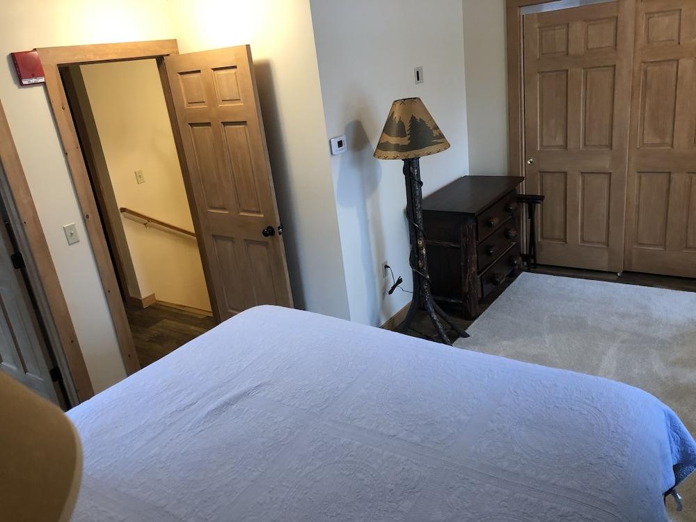The Woods Inn photo 16