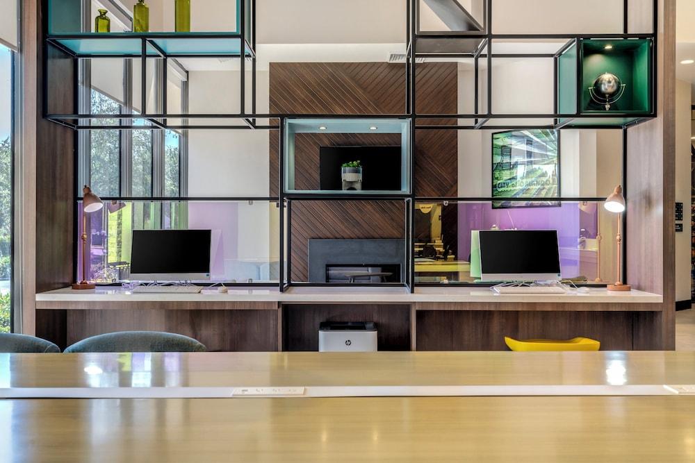 Holiday Inn Orlando International Dr-ICON by IHG photo 43