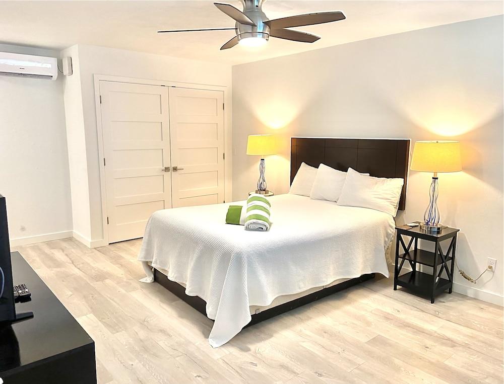 Organic Beach Retreat photo 59