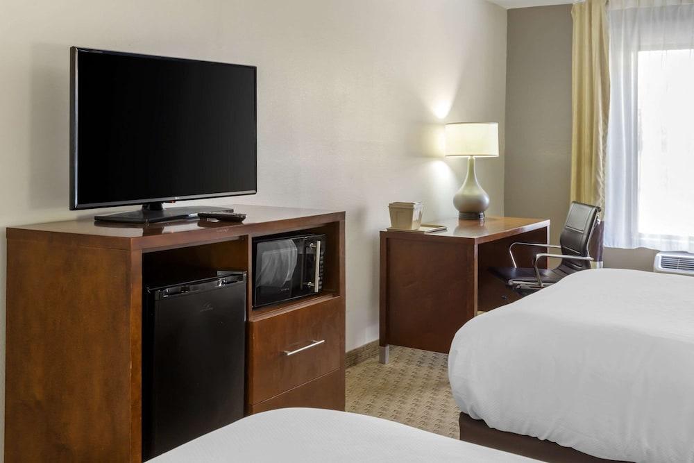 Comfort Inn Garner Clayton I-40 photo 4