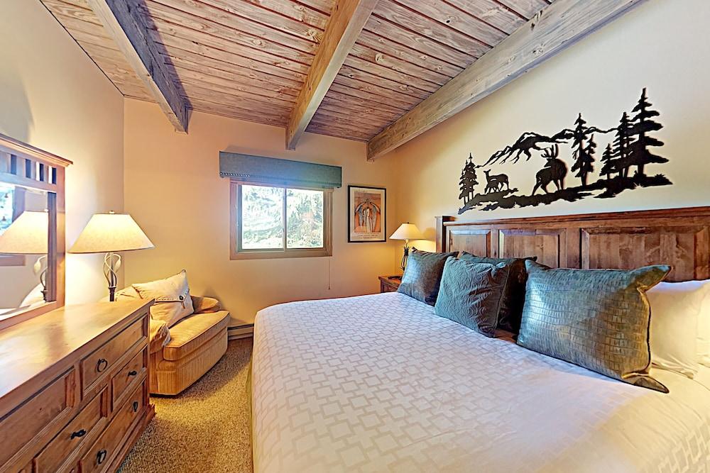 The Timberline Condominiums photo 61