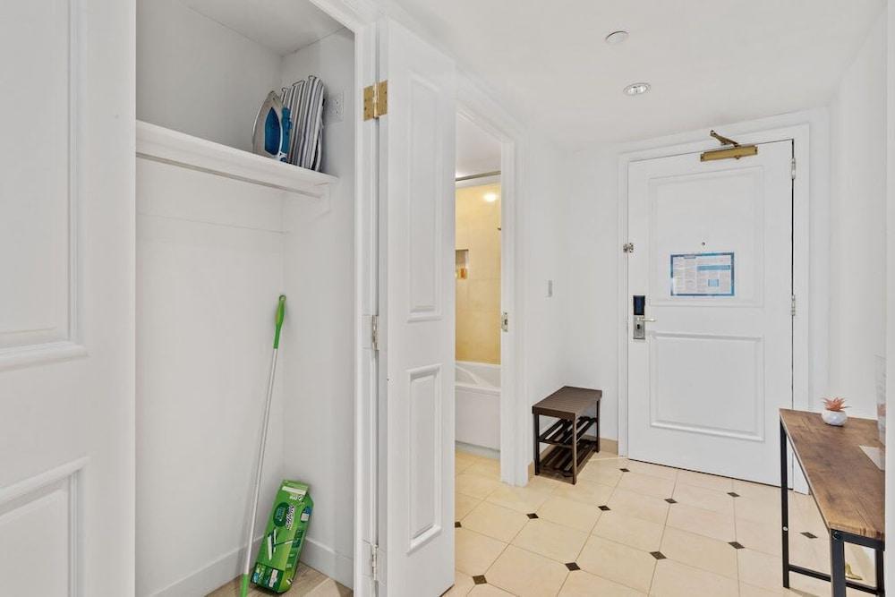 Sleep SIX 1BR2BA Cozysuites on Boardwalk photo 8