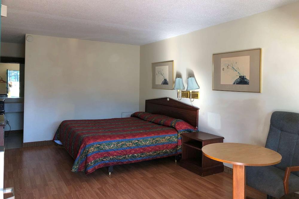 Night Inn by Hotel O Selma I 95 photo 8
