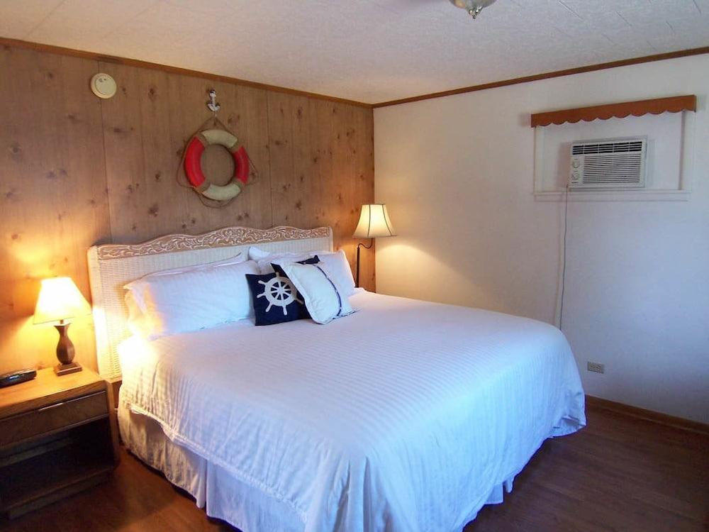 Wooden Boat Inn photo 26