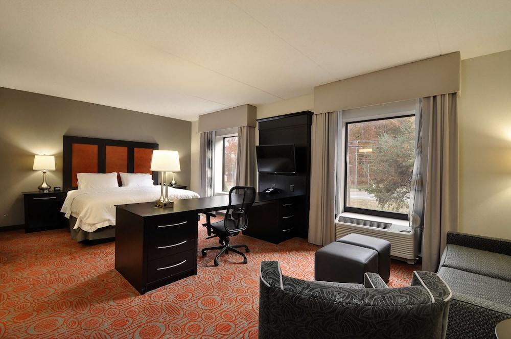 Hampton Inn Stafford/Quantico & Conference Center photo 14