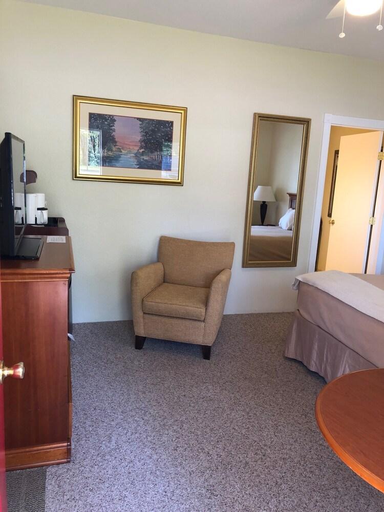 The Caden Hotel photo 7
