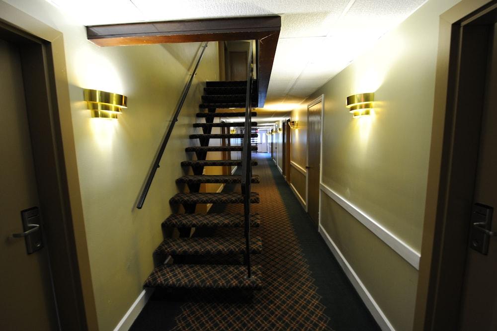 Heritage Inn photo 29