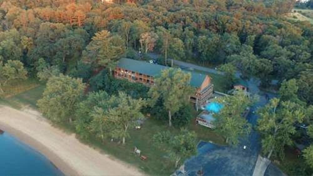 Cedar Lodge and Settlement photo 7